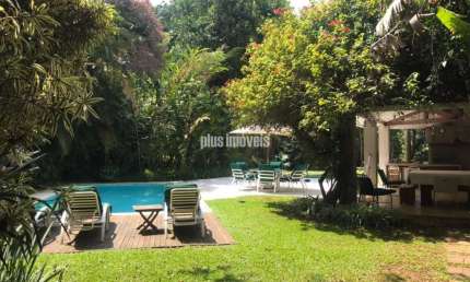 Jardim Guedala 550,0m²AC - 1.677,0m² Área de Terreno 5 Dorms, 3 Suítes,  4 Gar
