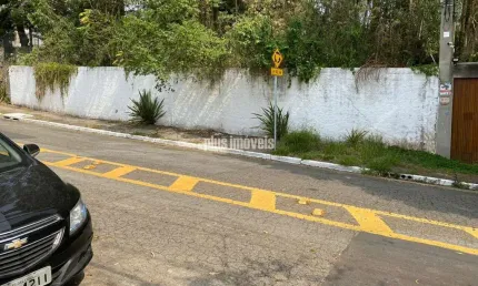 EXCELENTE TERRENO EM RUA RESIDENCIAL - PRÓXIMO PALÁCIO DO MORUMBI