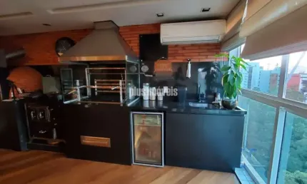 Impecável -  panamby -  207,49m²  2 suítes (suíte master com closet)  - 4 gar -  lazer de clube