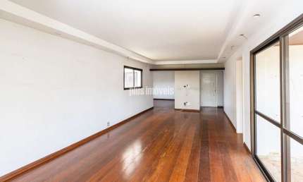 OPORTUNIDADE! 175M² 3 SUÍTES 3 GAR - EXCELENTE LOCAL