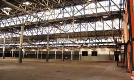 GALPÃO  -  PRÓXIMO AO CEASA E PARQUE VILLA LOBOS 17.000 M²AU - PÉ DIREITO DE 6 A 8 METROS.