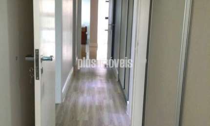 Apartamento com 3 quartos para alugar na Avenida Lavandisca, 360, Moema, São Paulo