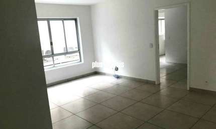 Apartamento 157 m,Paraíso , 3 dormitórios sendo 1 suite , 1 vaga de garagem , px metro brigadeiro