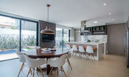 Belissima casa , pronta para morar e curtir o bem estar num espaço extremamente clean e agradável