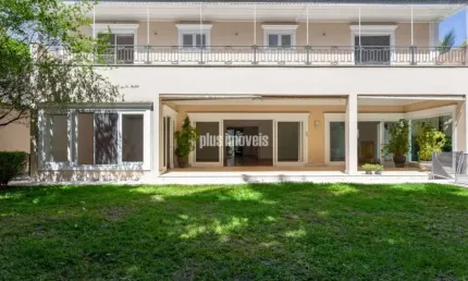 JARDIM GUEDALA 854,0M² ÁREA CONSTRUÍDA, 866,0M² ÁREA TERRENO,  4  SUÍTES,  6 GARAGENS