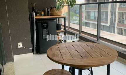 Apartamento com 2 Quartos e 3 banheiros à Venda, 93 m²
