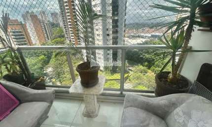 MORUMBI  APARTAMENTO MOBILIADO ANDAR ALTO ,COM VARANDA, VISTA LIVRE, 3 VAGAS