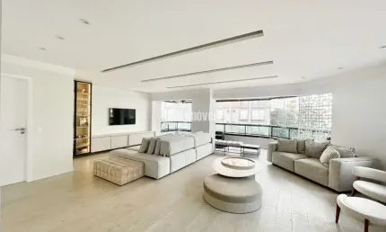 Apartamento tipo para venda com 3 quartos, sendo 3 suítes, 192m²