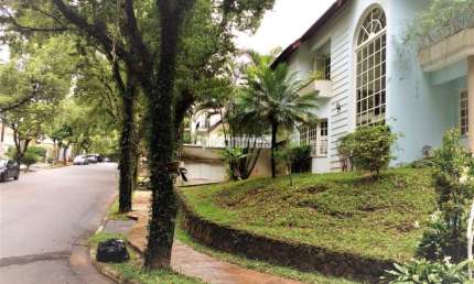 Casa em Condomínio com  4 Dormitórios 4 Suites 4 Vagas no Morumbi!!!
