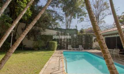Jardim Guedala 341,0m²ac 3 suítes, sendo a master com closet, com WC senhor e senhora e terraço