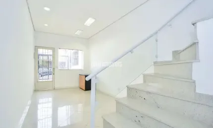 Sobrado com 2 Quartos e 3 banheiros à Venda, 60 m² por R$ 700.000
