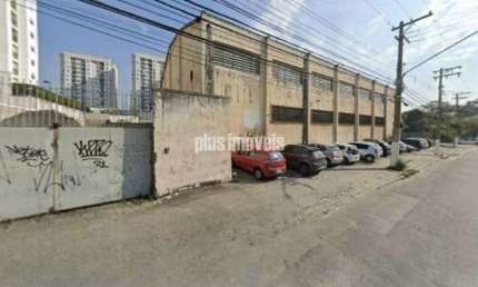 Galpão/Depósito/Armazém e 4 banheiros à Venda, 1800 m²