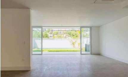 Casa de Condomínio com 4 suítes a venda no Jardim Cordeiro - São Paulo - SP