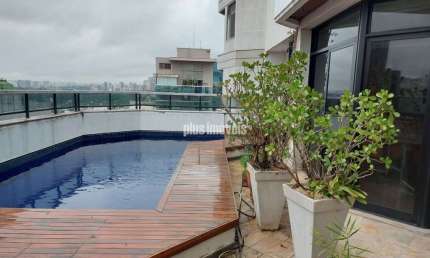 Itaim! Oportunidade! Cobertura Duplex com linda vista!