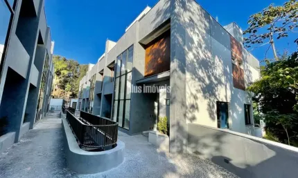 Casa em condomínio fechado com 4 quartos para alugar na Rua das Barcas, 908, Jardim dos Estados, São Paulo