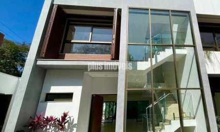 Casa Alto Padrão Condomínio  Novo - entrega em outu. 22