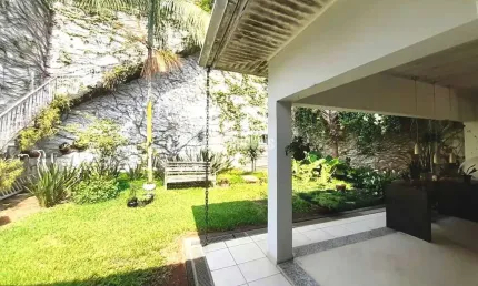 Casa com 3 Quartos e 4 banheiros à Venda, 204 m- Morumbi