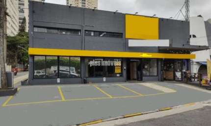 IMOVEL DE ESQUINA COM TERRENO DE 2.257 M² E ENTRADA EM 3 RUAS