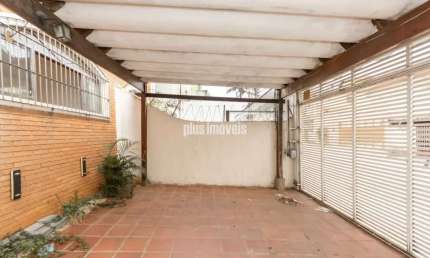Sobrado à venda no Jardim Umuarama ? 159m², 3 dormitórios, 2 vagas de garagem.