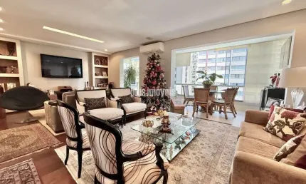 Apartamento com 4 quartos e 4 banheiros à venda, 208 m²