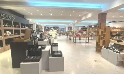 Prédio à venda na Avenida Thomas Edison, 956, Barra Funda, São Paulo
