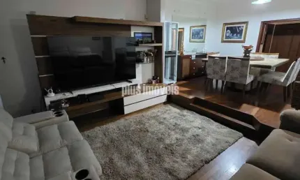 Casa com 4 quartos para alugar na 10ª Rua Comendador Elias Zarzur, 593, Alto da Boa Vista, São Paulo