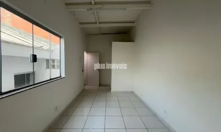 Casa comercial para alugar na Rua Heitor Penteado, 1942, Sumarezinho, São Paulo