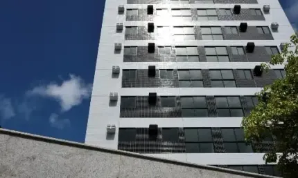Apartamento 2 quartos com suíte com excelente localização