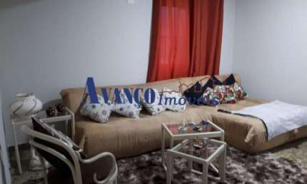 Amplo apartamento, com 198 mts e repleto de armários