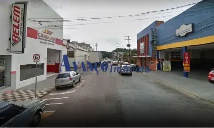 Barracão comercial semi novo no coração da vila arens
