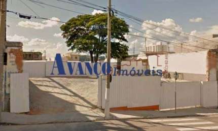 Terreno no Centro de Jundiaí com 1.400 m² - Ótima localização