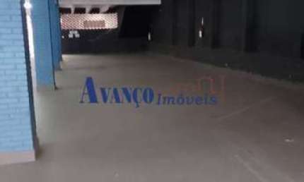 Amplo salão comercial em excelente local na Vila Arens