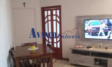 Edifício Residencial Vila Arens - Apartamento com armários e andar alto