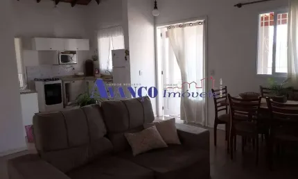 Linda casa Assobrada no Parque Cidade Jardim 1 em Jundiaí