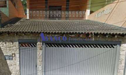 Sobrado com excelente acabamento na Vila Jeriva em Várzea Paulista