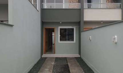 Geminado com 02 dormitórios e duas vagas para vender, Vila Nova