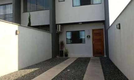 Geminado com uma suíte com closet + 01 dormitório para vender, Vila Nova