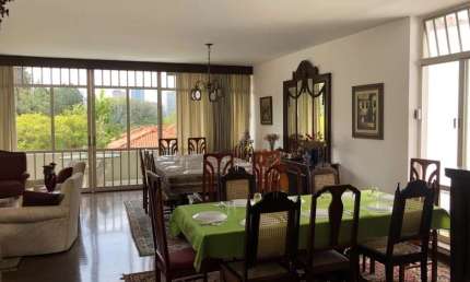 Casa comercial com 2 salas para alugar na Cidade Jardim, São Paulo 
