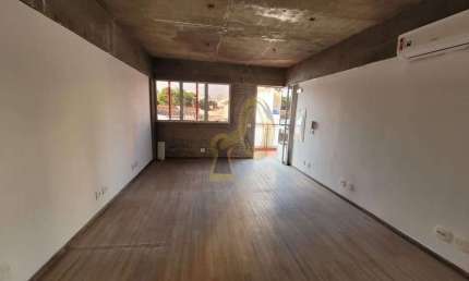 Prédio com 10 salas para alugar em Pinheiros, São Paulo 