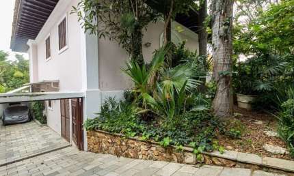 Casa com 4 quartos à venda no Jardim Guedala, São Paulo 