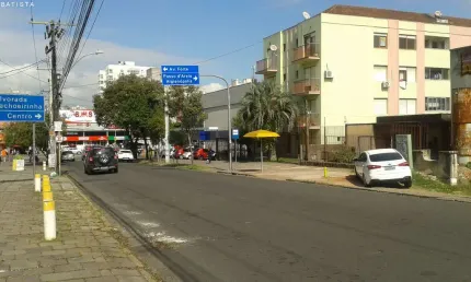 Terreno comercial à venda no Cristo Redentor, Porto Alegre  por R$ 800.000