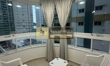 Ao lado da RODA GIGANTE  Pioneiros, Balneário Camboriú, SC