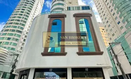 Ponto comercial com 4 salas para alugar na Avenida Atlântica, 179, Centro, Balneário Camboriú