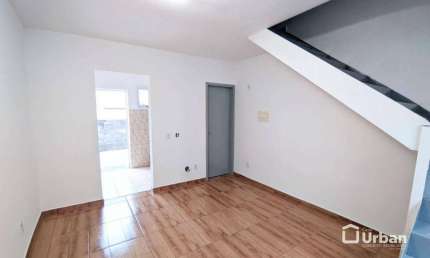 Casa com 2 dormitórios para alugar, 50 m² por R$ 1.200,00/mês - Caucaia do Alto - Cotia/SP