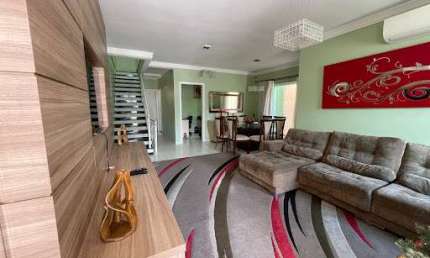 Casa com 3 dormitórios à venda, 277 m² por R$ 1.100.000,00 - Cidade São Francisco - São Paulo/SP