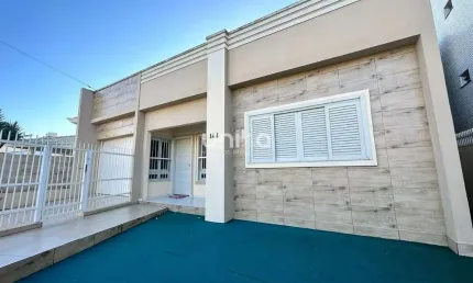 Casa com 4 quartos à venda na baln arroio do silva, 12, centro, balneário arroio do silva por r$ 890.000