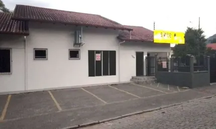Sala comercial para alugar na Timbó, 154, Centro, Timbó
