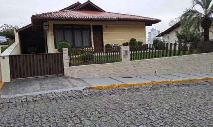 Casa com 3 quartos à venda na Timbó, 50, Das Capitais, Timbó