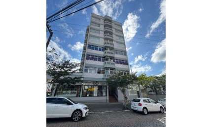 Apartamento com 2 quartos para alugar na Indaial, 35, Centro, Indaial
