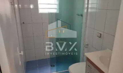 Casa à venda em Sorocaba-SP, no Jardim Astro: 2 quartos, 1 sala, 1 banheiro, 2 vagas de garagem, 65,62 m² de área.